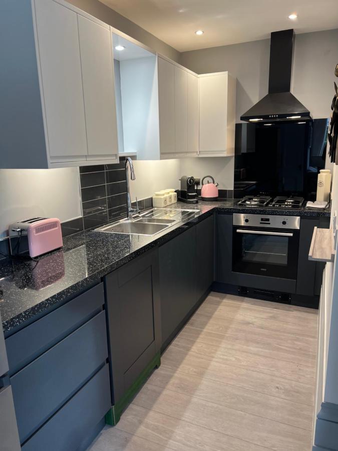 Luxury Garden Apartment Under The Castle, Dover Esterno foto